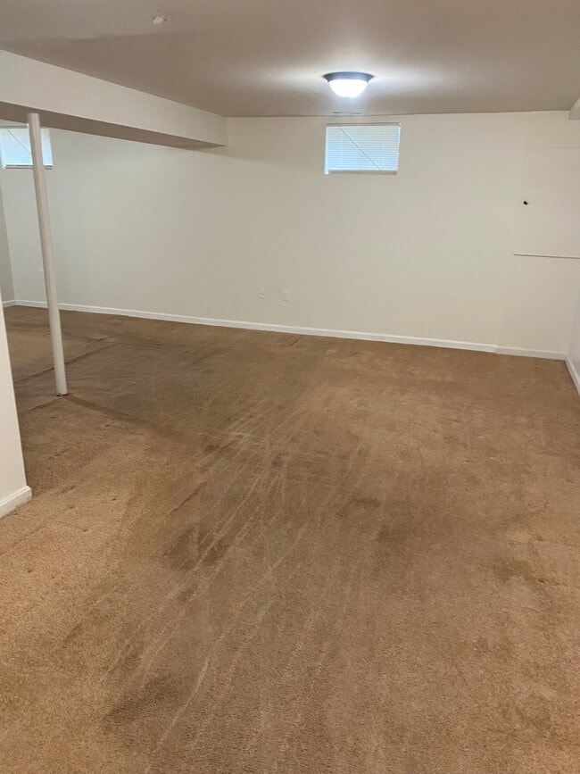 Building Photo - 2212 Westwood Dr