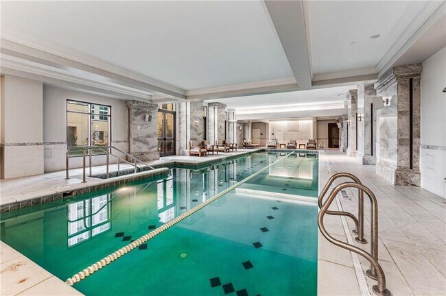 Building Photo - 3376 Peachtree Rd NE