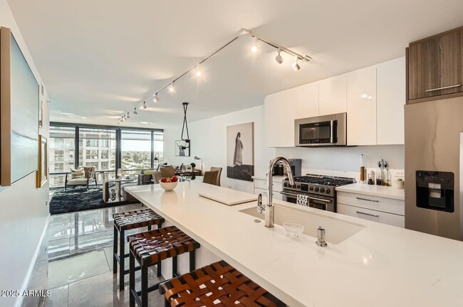 Building Photo - 4808 N 24th St