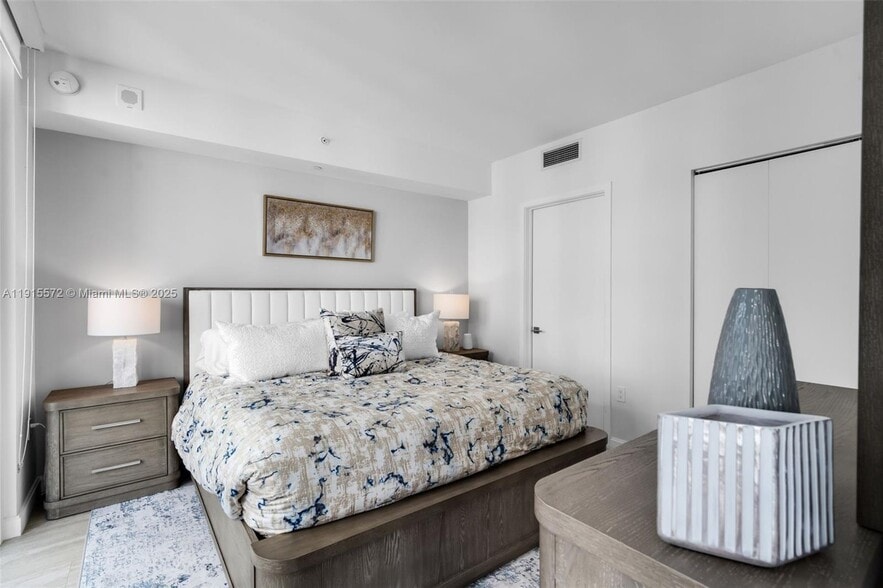 Building Photo - 55 SW 9th St