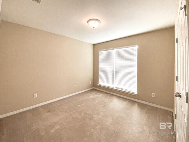 Building Photo - 27450 Hobby Horse Ln