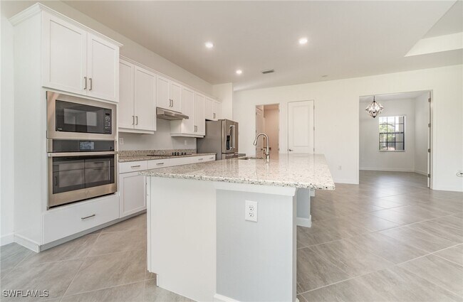 Building Photo - 11664 Canopy Loop