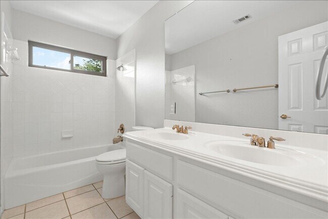 Building Photo - 5301 Deerwood Ln