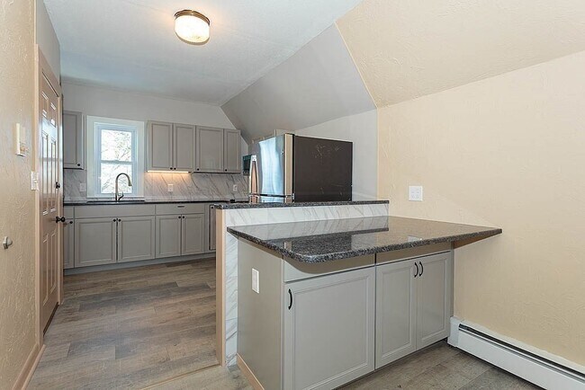 Building Photo - 45 Harvard St