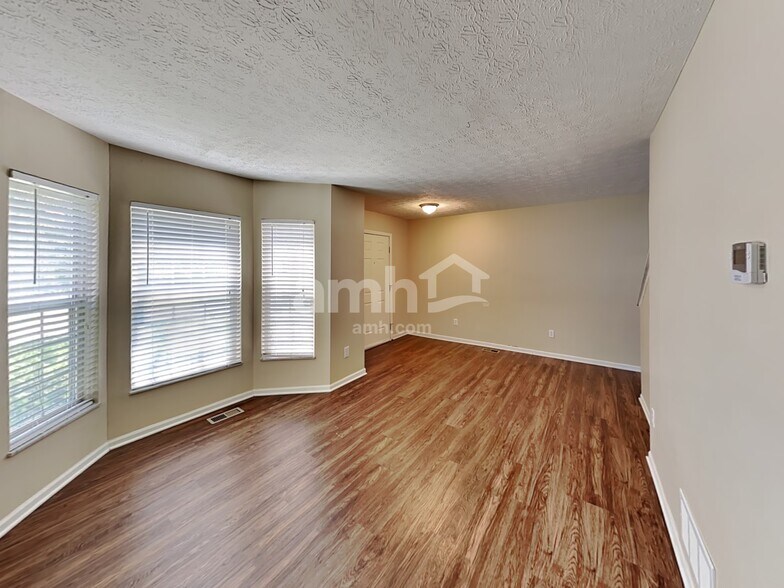 Building Photo - 191 Stonemast Loop