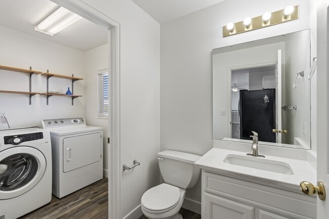 Building Photo - 1613 N 2000 W