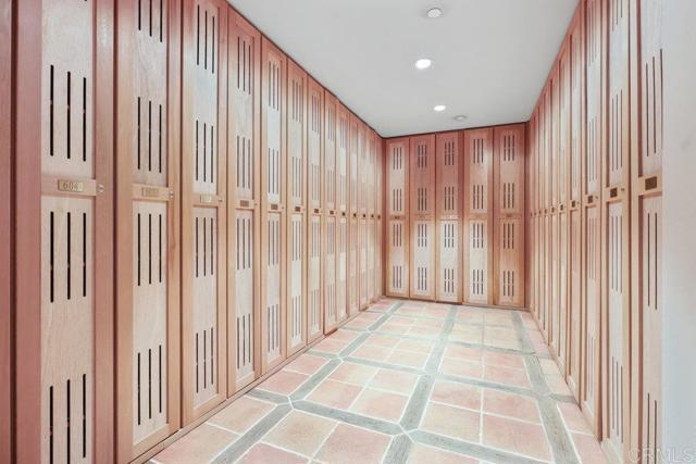 Building Photo - 464 Prospect St