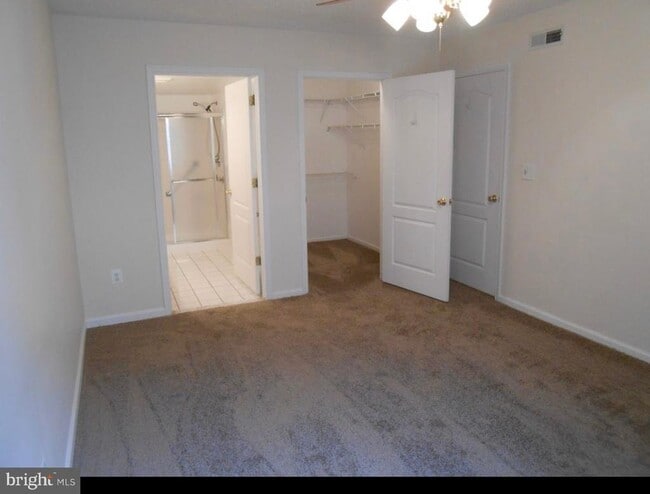 Building Photo - 1225 Norwalk Rd