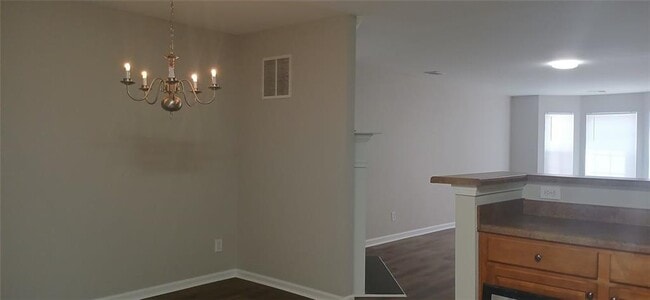 Building Photo - 757 Crestwell Cir