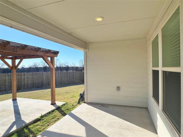 Building Photo - 3333 Brosnan Rd