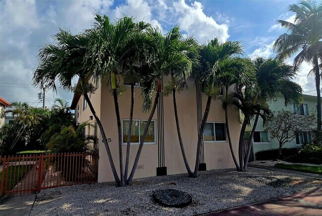 Building Photo - 615 82nd St