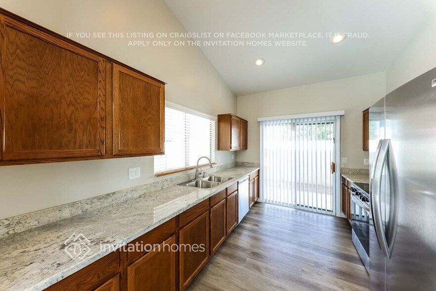 Building Photo - 5029 W Kerry Ln