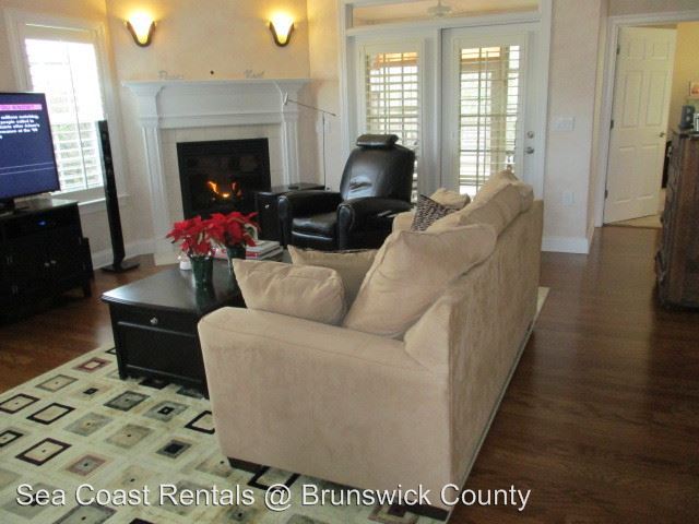 Building Photo - 1104 Lillibridge Dr