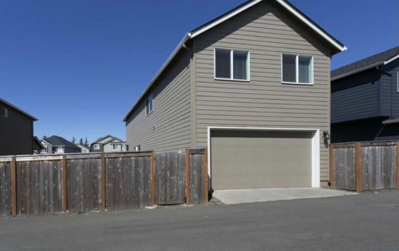 Building Photo - 7322 N 93rd Ave