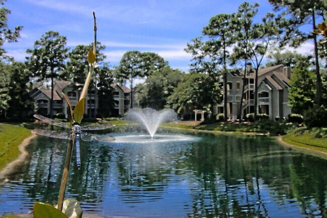 Building Photo - B13**