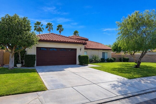 Building Photo - 78715 Naples Dr