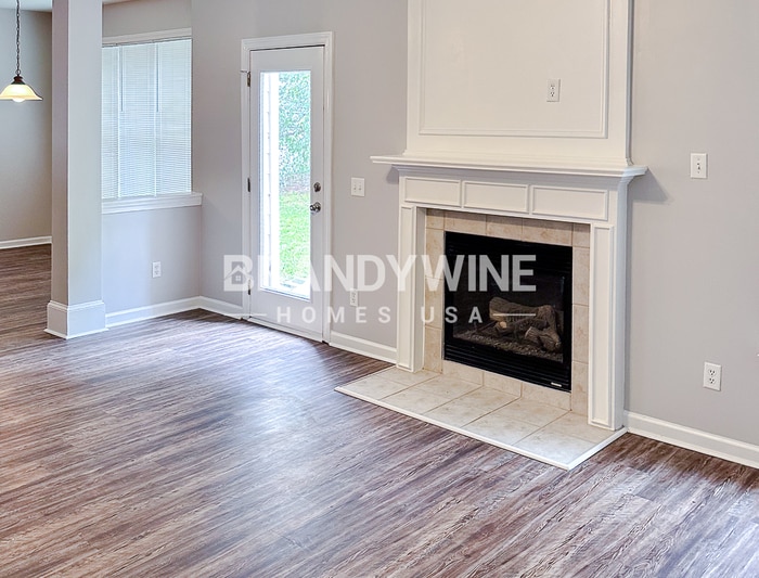 Building Photo - 5209 Lakerock Dr SW