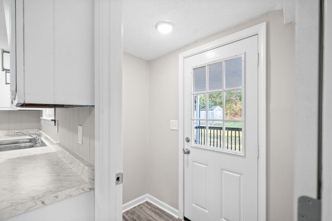Building Photo - 3 Bedroom Home For Rent in St. Bethlehem A...