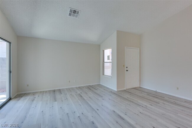 Building Photo - 582 Searchlight Dr