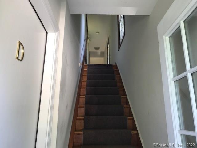 Building Photo - 539 Maple Ave