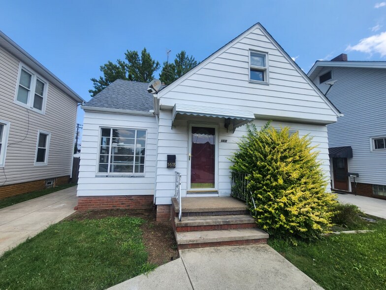Primary Photo - 5618 Merkle Ave