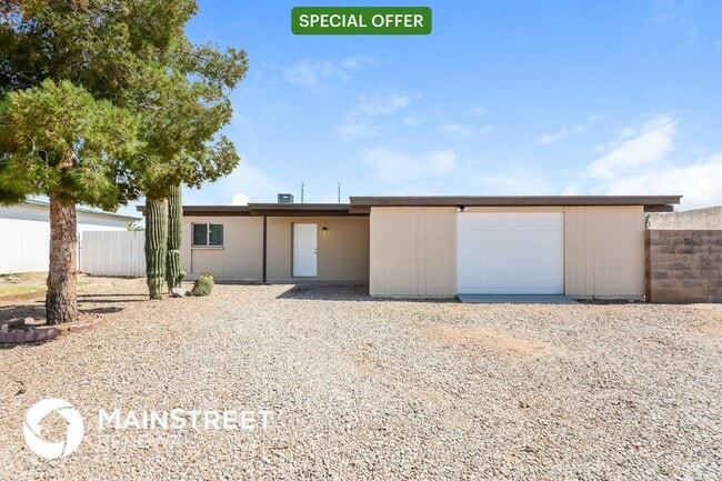 Building Photo - 7530 E Poinciana Dr