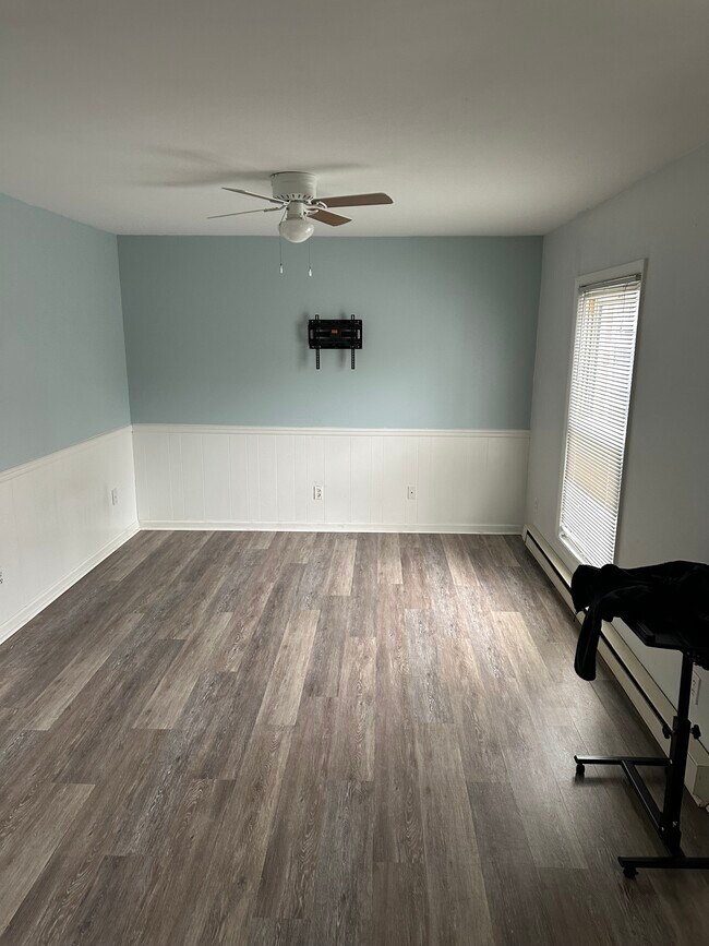 Building Photo - 108 S 22nd St