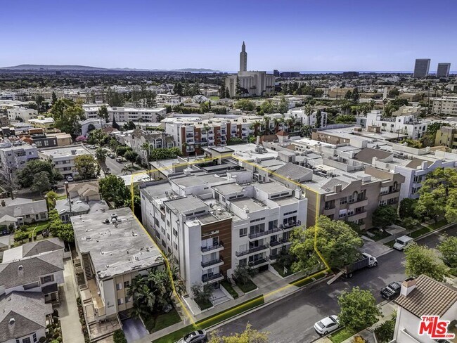 Building Photo - 10630 Wilkins Ave