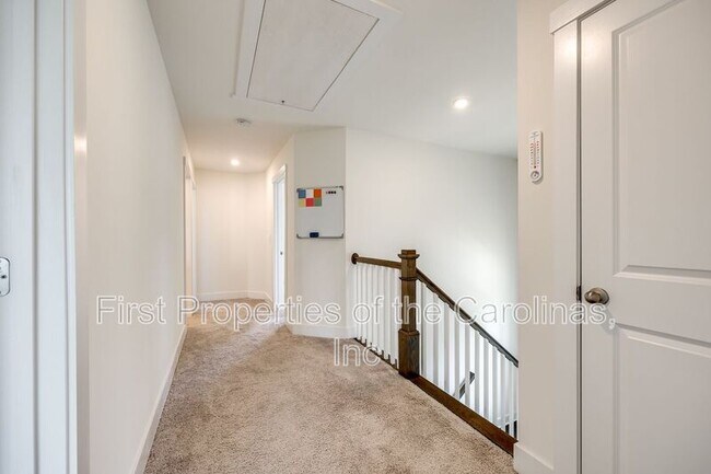 Building Photo - 1540 Striped Bass Ln