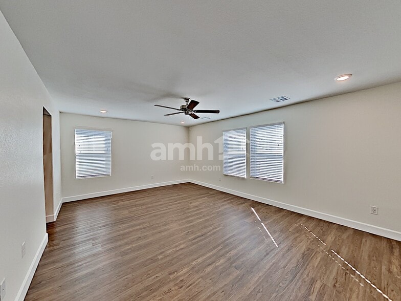 Building Photo - 8116 Inhibition Ct