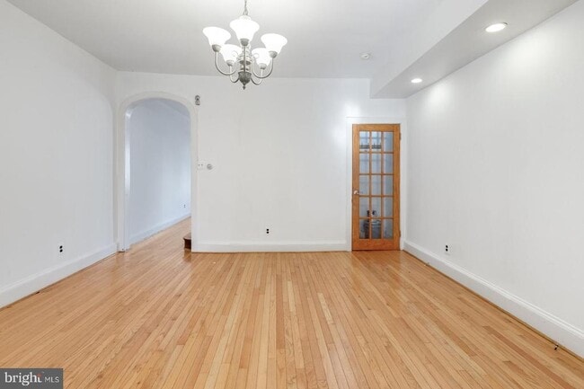 Building Photo - 2541 Coral St