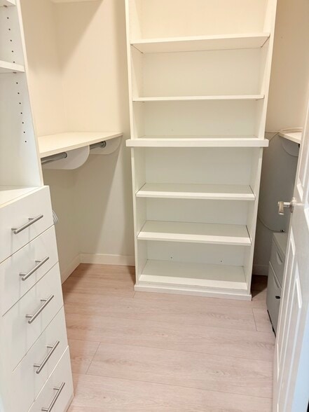 Main closet - 6483 Zuma View Pl