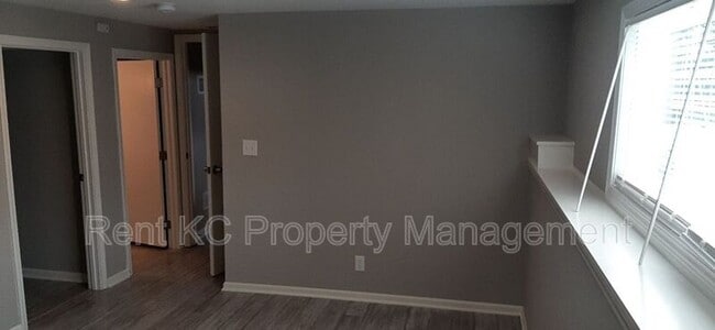 Building Photo - 9408 NW 59th Ter