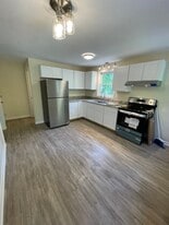 Building Photo - 395 Wilbraham St