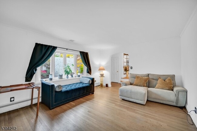 Building Photo - 328 Minute Arms Rd