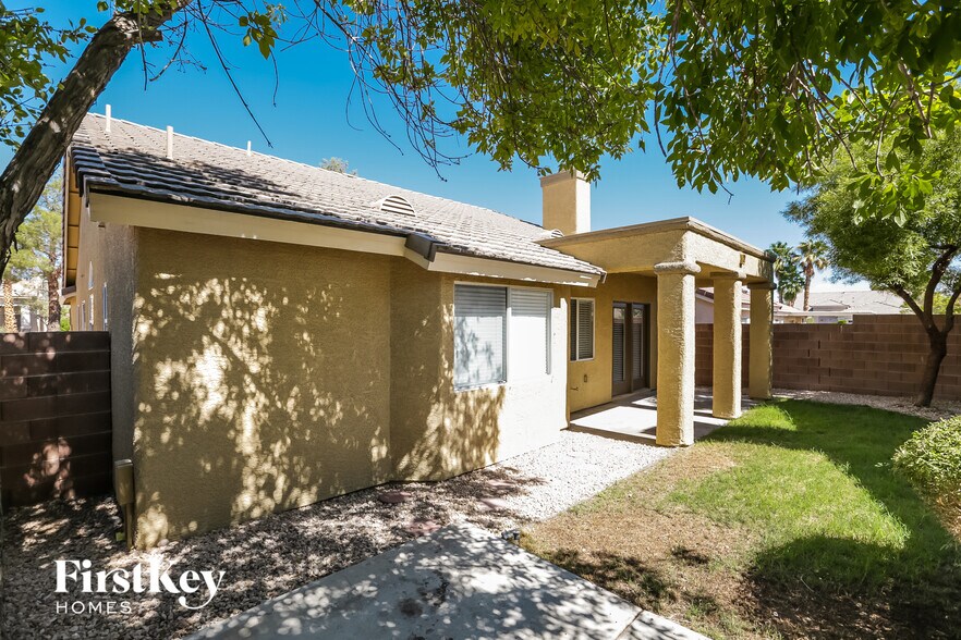 Building Photo - 9809 Double Rock Dr