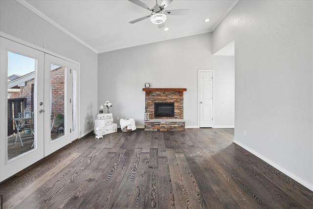 Building Photo - 411 Pebble Way