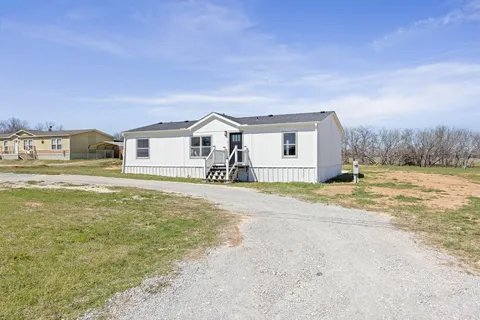 Building Photo - 1730 Wildhorse Ln