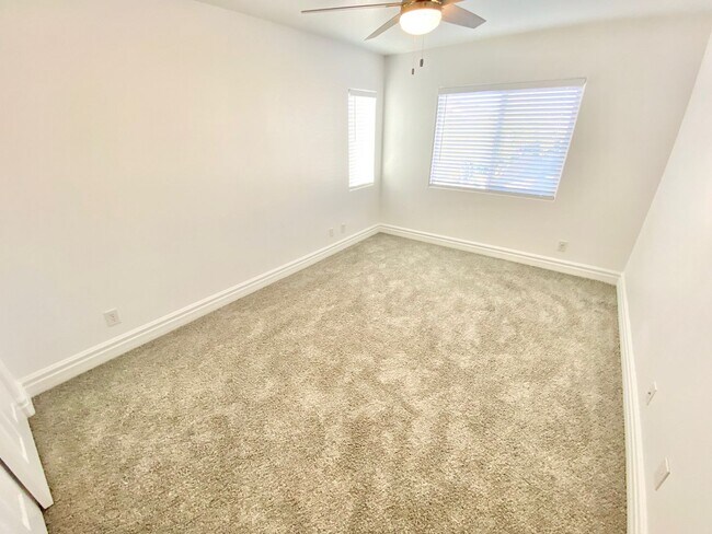 Building Photo - STUNNING 2 STORY HOME IN A GUARD GATED COM...
