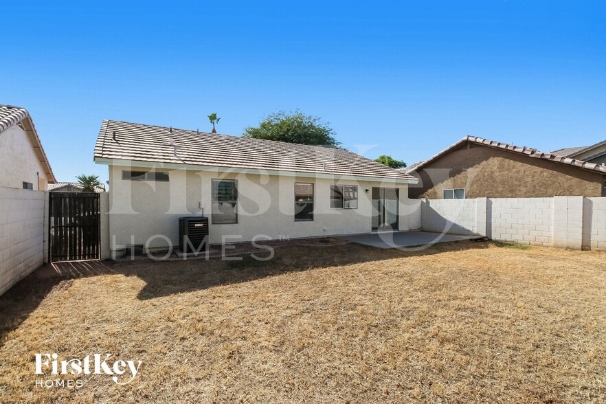 Building Photo - 2290 E Nunneley Ct