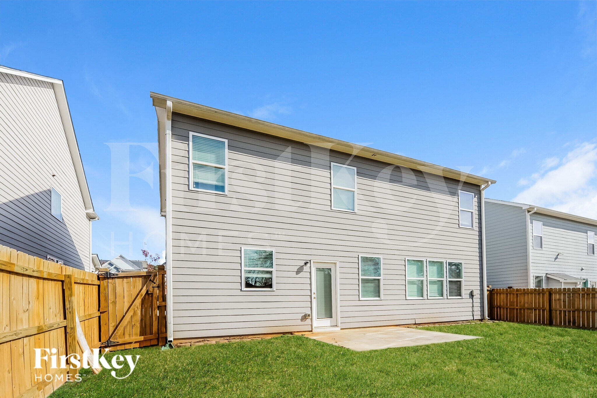 Building Photo - 2061 Chesley Dr