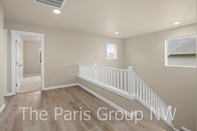 Building Photo - Gorgeous Updated 2012 Covington 4BR – New Paint, Floors, Cabinets, Quartz Counters +++