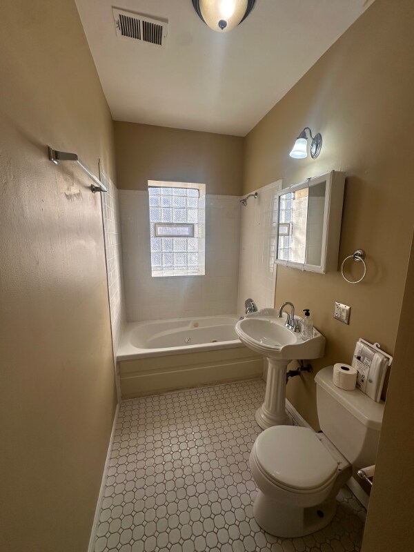 Building Photo - 7223 S Euclid Ave