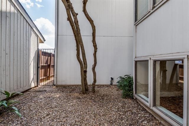 Building Photo - 5934 Glen Heather Dr