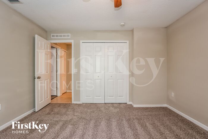 Building Photo - 471 Koutnik Rd SE