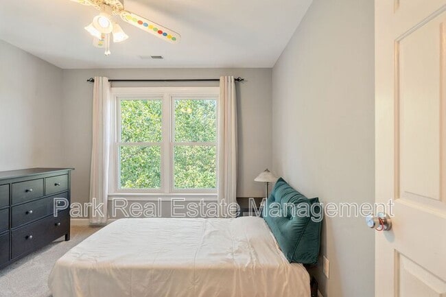 Building Photo - 108 Westgreen Dr