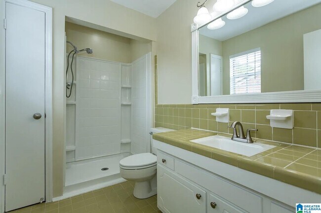 Building Photo - 2200 Montreat Cir