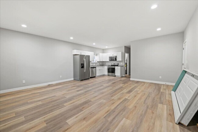 Building Photo - 2751 Guilford Ave