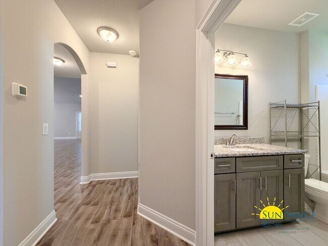 Building Photo - 2510 Tree Feather Ct