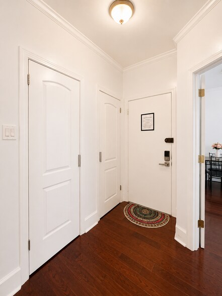 Building Photo - 1623 66th St